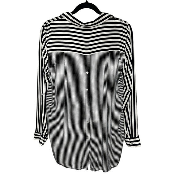 Jane and Delancey Black & White Striped Long Sleeve Button Down- Medium